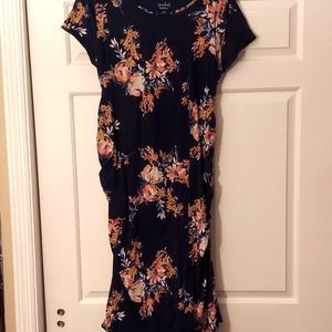 Floral print maternity dress